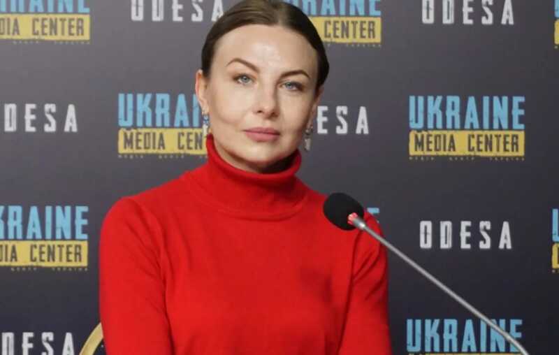 От дерибана санаториев до розового Porsche: как депутат Одесского горсовета от партии «Слуга народа» Ольга Квасницкая «хорошо зарабатала»